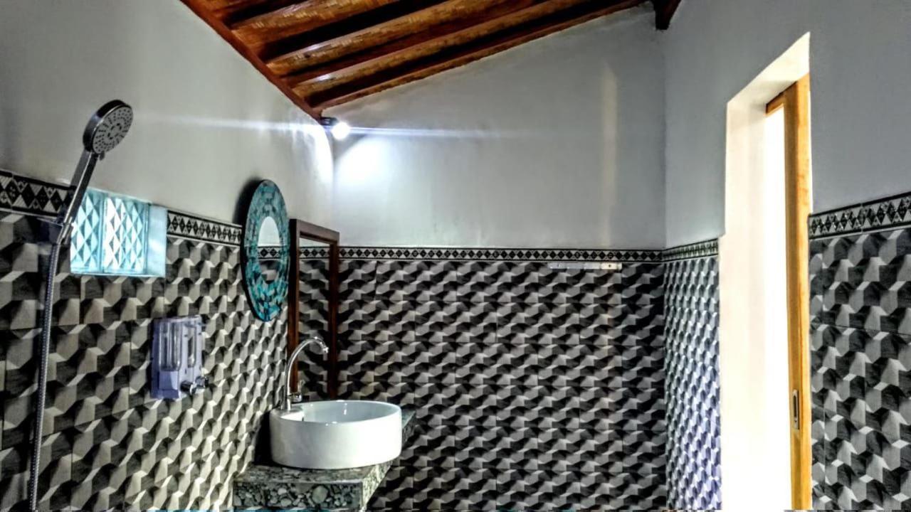 Vina Bungalow Toyapakeh Dış mekan fotoğraf